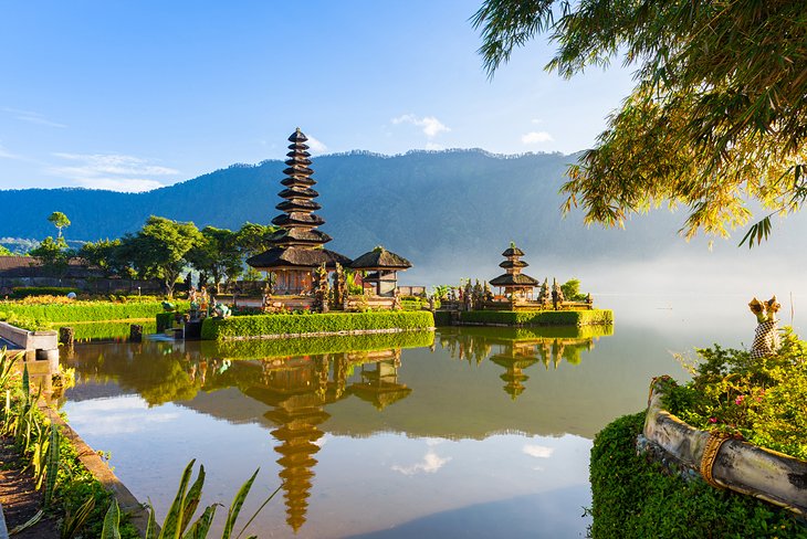 bali-pura-ulun-danu.jpg