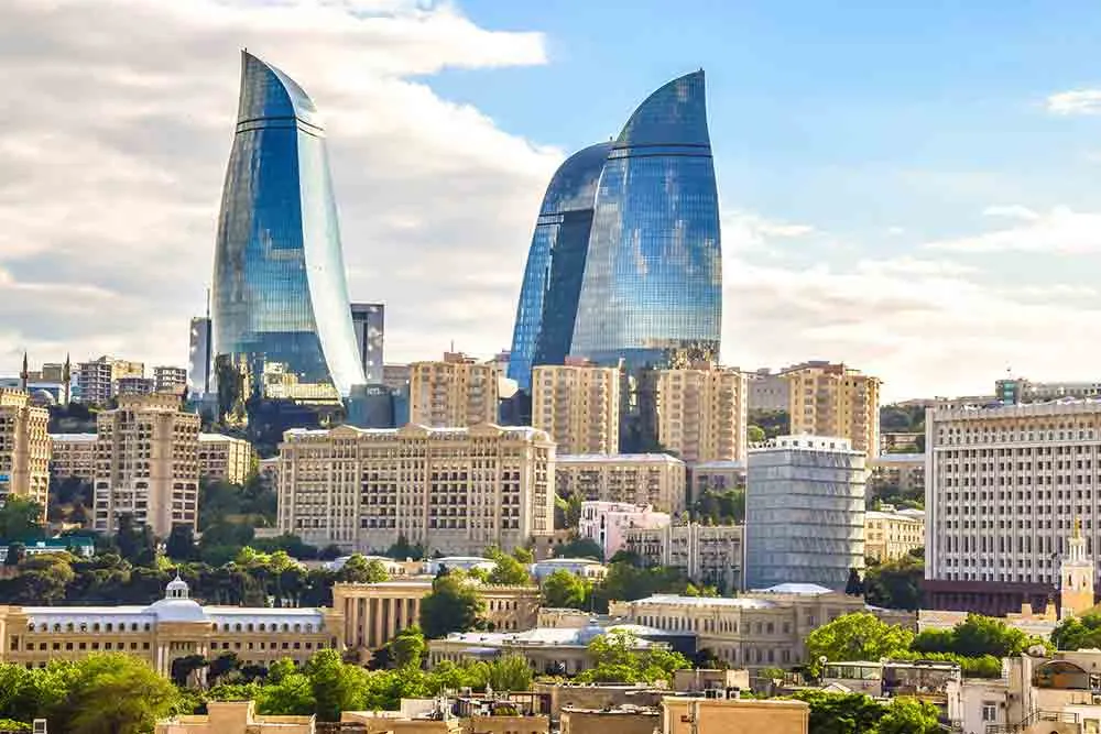 places-to-visit-in-baku.webp